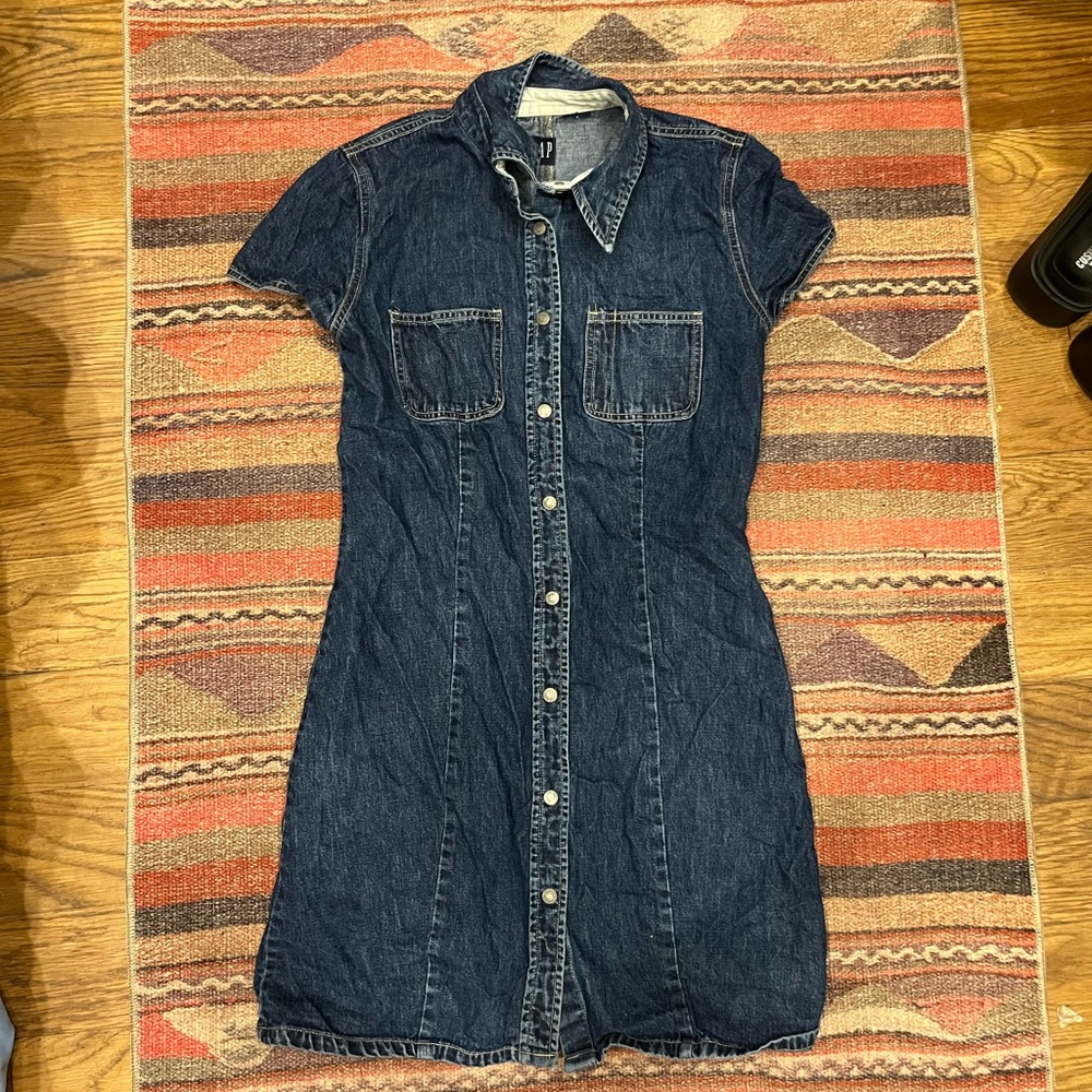 GAP short button up dark wash denim dress 🎸